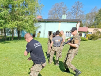 TrzciankaMilitarnyKursKravMagaBeSafe24_copy_768x945