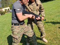 WalczMilitarnyKursKravMagaBeSafe24_copy_768x1355