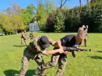 WalczMilitarnyKursKravMagaBeSafe28_copy_768x1248