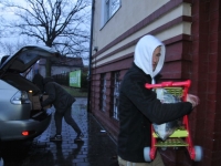 Adam Grzeziółkowski ,dom samotnej matki legnica ścinawa akcja charytatywna zbieramy paczki krav maga be asafe pomaga lubin legnica krav maga kids (12)