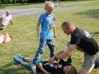 Piknik Wakacyjny Dom Dziecka w Piwszycach Krav Maga Be Safe Legnica akcja charytatywna w Legnicy Adam Grzeziółkowski strzelanie bojowe Lubin (17)
