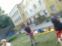 Piknik Wakacyjny Dom Dziecka w Piwszycach Krav Maga Be Safe Legnica akcja charytatywna w Legnicy Adam Grzeziółkowski strzelanie bojowe Lubin (68)