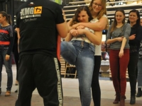 Adam Grzeziółkowski Krav Maga Lubin Legnica treningi personalne Adam Grzeziółkowski Legnica Lubin strzelanie bojowe Lubin Bezpieczna Kobieta 2018 (7)