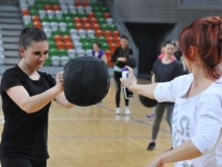 Bezpiezna kobieta 2018 Krav Maga Legnica Be safe Adam Grzeziółkowski treningi personalne Lubin Legnica strzelanie bojowe LubinSamooborna (13)