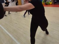 NIE-DAJ-SIE-CHWYCIC-ZA-TOREBKE-KRAV-MAGA-WOMAN-Adam-Grzeziolkowski-Krav-Maga-Be-safe-33