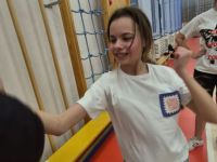 NIE-DAJ-SIE-CHWYCIC-ZA-TOREBKE-KRAV-MAGA-WOMAN-Adam-Grzeziolkowski-Krav-Maga-Be-safe-37
