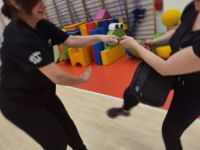 NIE-DAJ-SIE-CHWYCIC-ZA-TOREBKE-KRAV-MAGA-WOMAN-Adam-Grzeziolkowski-Krav-Maga-Be-safe-99