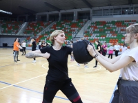 Bezpieczna Kobieta Lubin 2020 samoobrona dla kobiet Adam Grzeziółkowski strzelanie bojowe Legnica (44)