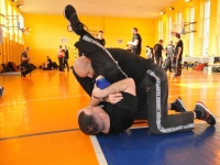 Krav Maga Legnica egzaminy na stopień G G weekend z Jackiem Walczakiem Adam Grzeziółkowski Krav mag kids Legnica trening Perosnlany lca strzelanie Lubin (16)