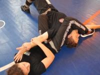 Krav Maga Legnica egzaminy na stopień G G weekend z Jackiem Walczakiem Adam Grzeziółkowski Krav mag kids Legnica trening Perosnlany lca strzelanie Lubin (31)