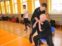 Krav Maga Legnica egzaminy na stopień G G weekend z Jackiem Walczakiem Adam Grzeziółkowski Krav mag kids Legnica trening Perosnlany lca strzelanie Lubin (33)