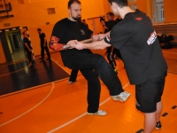 Krav Maga Legnica egzaminy na stopień G G weekend z Jackiem Walczakiem Adam Grzeziółkowski Krav mag kids Legnica trening Perosnlany lca strzelanie Lubin (56)