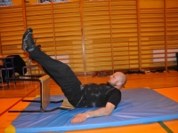Krav Maga Legnica egzaminy na stopień G G weekend z Jackiem Walczakiem Adam Grzeziółkowski Krav mag kids Legnica trening Perosnlany lca strzelanie Lubin (59)