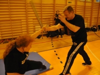 Krav Maga Legnica egzaminy na stopień G G weekend z Jackiem Walczakiem Adam Grzeziółkowski Krav mag kids Legnica trening Perosnlany lca strzelanie Lubin (61)