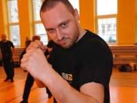 Krav Maga Legnica egzaminy na stopień G G weekend z Jackiem Walczakiem Adam Grzeziółkowski Krav mag kids Legnica trening Perosnlany lca strzelanie Lubin (7)
