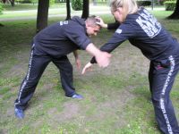 letnie-treningi-krav-maga-Adam-Grzeziolkowski-Lubin-legnica-strzelanie-bojowe-spalamy-kalorie-i-robimy-forme-109