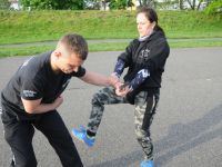letnie-treningi-krav-maga-Adam-Grzeziolkowski-Lubin-legnica-strzelanie-bojowe-spalamy-kalorie-i-robimy-forme-158
