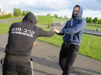 letnie-treningi-krav-maga-Adam-Grzeziolkowski-Lubin-legnica-strzelanie-bojowe-spalamy-kalorie-i-robimy-forme-160