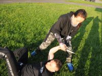letnie-treningi-krav-maga-Adam-Grzeziolkowski-Lubin-legnica-strzelanie-bojowe-spalamy-kalorie-i-robimy-forme-23