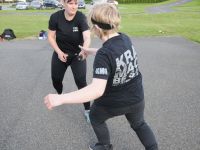 letnie-treningi-krav-maga-Adam-Grzeziolkowski-Lubin-legnica-strzelanie-bojowe-spalamy-kalorie-i-robimy-forme-26