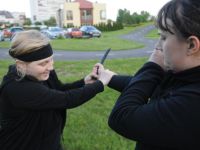 letnie-treningi-krav-maga-Adam-Grzeziolkowski-Lubin-legnica-strzelanie-bojowe-spalamy-kalorie-i-robimy-forme-35