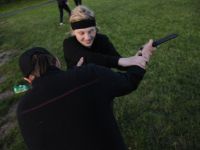 letnie-treningi-krav-maga-Adam-Grzeziolkowski-Lubin-legnica-strzelanie-bojowe-spalamy-kalorie-i-robimy-forme-53