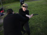 letnie-treningi-krav-maga-Adam-Grzeziolkowski-Lubin-legnica-strzelanie-bojowe-spalamy-kalorie-i-robimy-forme-54