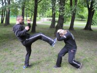 letnie-treningi-krav-maga-Adam-Grzeziolkowski-Lubin-legnica-strzelanie-bojowe-spalamy-kalorie-i-robimy-forme-69