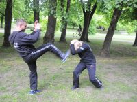 letnie-treningi-krav-maga-Adam-Grzeziolkowski-Lubin-legnica-strzelanie-bojowe-spalamy-kalorie-i-robimy-forme-72