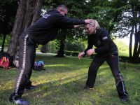 letnie-treningi-krav-maga-Adam-Grzeziolkowski-Lubin-legnica-strzelanie-bojowe-spalamy-kalorie-i-robimy-forme-83