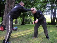 letnie-treningi-krav-maga-Adam-Grzeziolkowski-Lubin-legnica-strzelanie-bojowe-spalamy-kalorie-i-robimy-forme-85