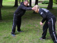 letnie-treningi-krav-maga-Adam-Grzeziolkowski-Lubin-legnica-strzelanie-bojowe-spalamy-kalorie-i-robimy-forme-96