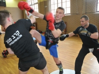 Krav Maga Adam Grzeziółkowski Legnica seminarium krav Maga w Legnicy z Maciej Domińczak treningi personalne Legnica strzezlanie bojowe Lubin strzelnica lUbin (86)