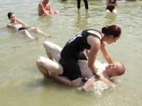 2dzien popłudnie lubin trening nad woda akcja plażing legnica Brenno Krav Maga Be Safe Adam Grzeziółkowski Brenno 2017 wakacje treningi personalne krav maga legnic (35)