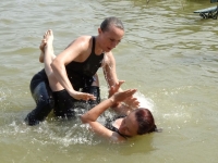 2dzien popłudnie lubin trening nad woda akcja plażing legnica Brenno Krav Maga Be Safe Adam Grzeziółkowski Brenno 2017 wakacje treningi personalne krav maga legnic (38)