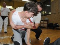 krav-maga-be-safe-Legnica-szkolenie-urban-warrior-lubin-obrona-przed-nozem-119