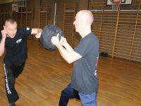 krav-maga-be-safe-Legnica-szkolenie-urban-warrior-lubin-obrona-przed-nozem-17