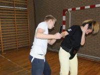 krav-maga-be-safe-Legnica-szkolenie-urban-warrior-lubin-obrona-przed-nozem-28
