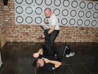 krav-maga-be-safe-Legnica-szkolenie-urban-warrior-lubin-obrona-przed-nozem-75
