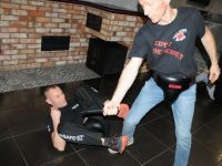 krav-maga-be-safe-Legnica-szkolenie-urban-warrior-lubin-obrona-przed-nozem-79