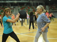 Bezpieczna Kobieta Lubin Krav maga Legnica Adam Grzeziółkowski strzelanie lubin treningi perosnalne (14)