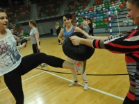 Bezpieczna Kobieta Lubin Krav maga Legnica Adam Grzeziółkowski strzelanie lubin treningi perosnalne (15)