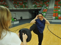 Bezpieczna Kobieta Lubin Krav maga Legnica Adam Grzeziółkowski strzelanie lubin treningi perosnalne (33)