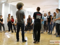 001Krav maga MOPS uczniowie Krav Maga Be Safe lubin legnica projekt Bezpieczna Rodzina szkolenie z Mopsem Adam Grzeziółkowski Strzelanie Bojowe Lubin Treningi Personalne Legnica Zespół Szkół nr 2 Lubin  (8)