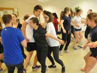 Bezpieczna Rodzina Szkolenie Krav Maga - Be Safe wraz MOPS-em w Lubin dla szkół średnich Adam Grzeziółkowski I LO i MCKK LUBIN treningi personalne Krav Maga Legnica (1)