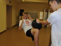 Krav maga Be Safe Legnica szkolenie  z Mopsem Bezpieczna Rodzina Zespół Szkół nr 1 i SMS w Lubinie Adam Grzeziółkowski treningi personalne Krav Maga Legnica (9)