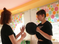 wspieramy domy dziecka trening krav maga w pieszycach najlepsza oborna jest atak adam Grzeziółkowski lubin legnica strzelanie bojowe (15)