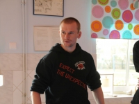 wspieramy domy dziecka trening krav maga w pieszycach najlepsza oborna jest atak adam Grzeziółkowski lubin legnica strzelanie bojowe (32)