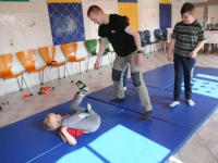 wspieramy domy dziecka trening krav maga w pieszycach najlepsza oborna jest atak adam Grzeziółkowski lubin legnica strzelanie bojowe (69)