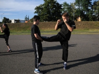 Treningi Krav Maga Be Safe wakacyjne 2020 Lubin Adam Grzeziółkowski Legnica strzelanie bojowe Lubin  (24)